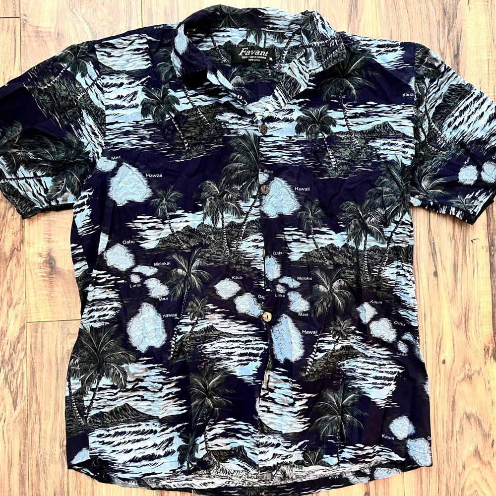 Aloha shirt by Favant